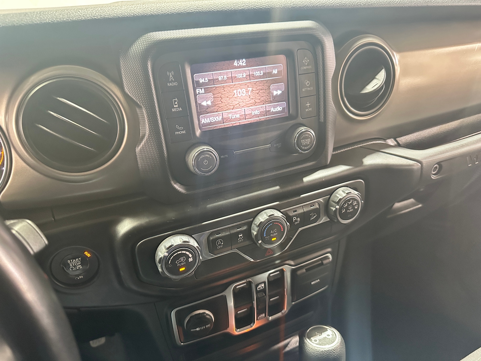 Thumbnail: 2020 Jeep Wrangler - 4