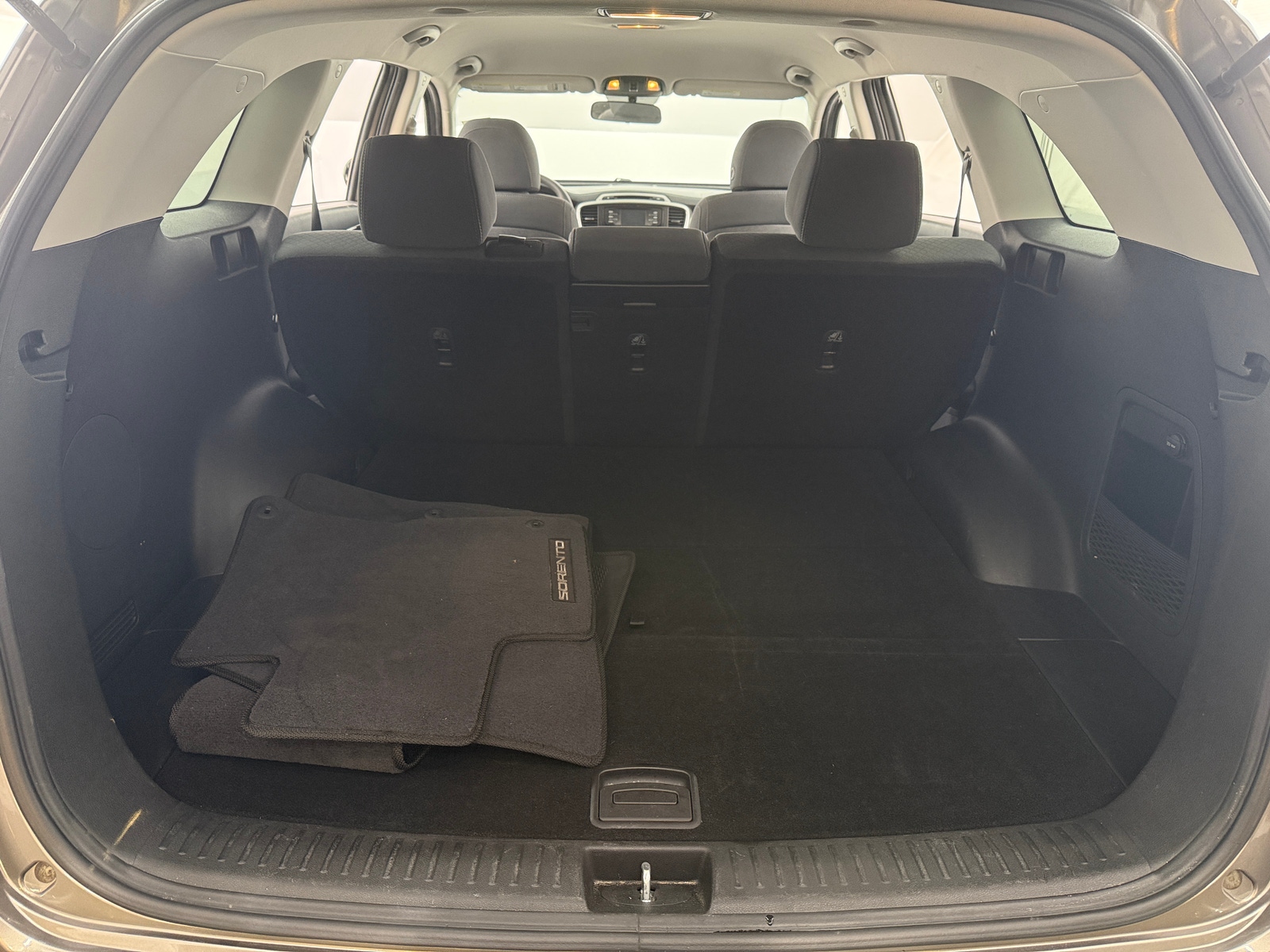 Thumbnail: 2018 Kia Sorento - 7