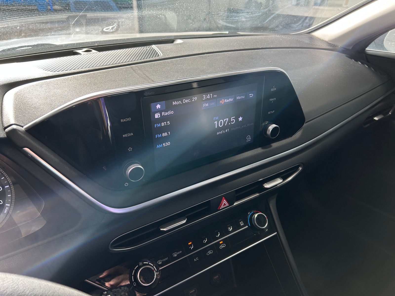 Thumbnail: 2022 Hyundai Sonata - 4