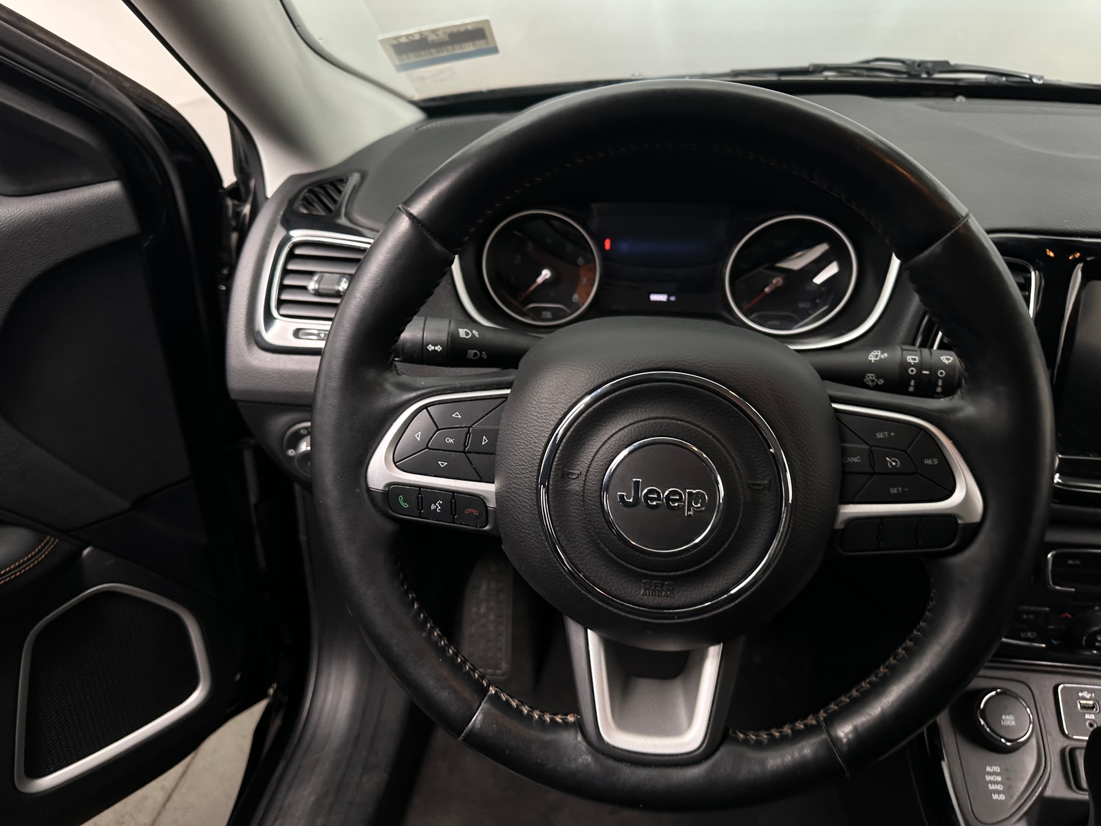 Thumbnail: 2020 Jeep Compass - 4