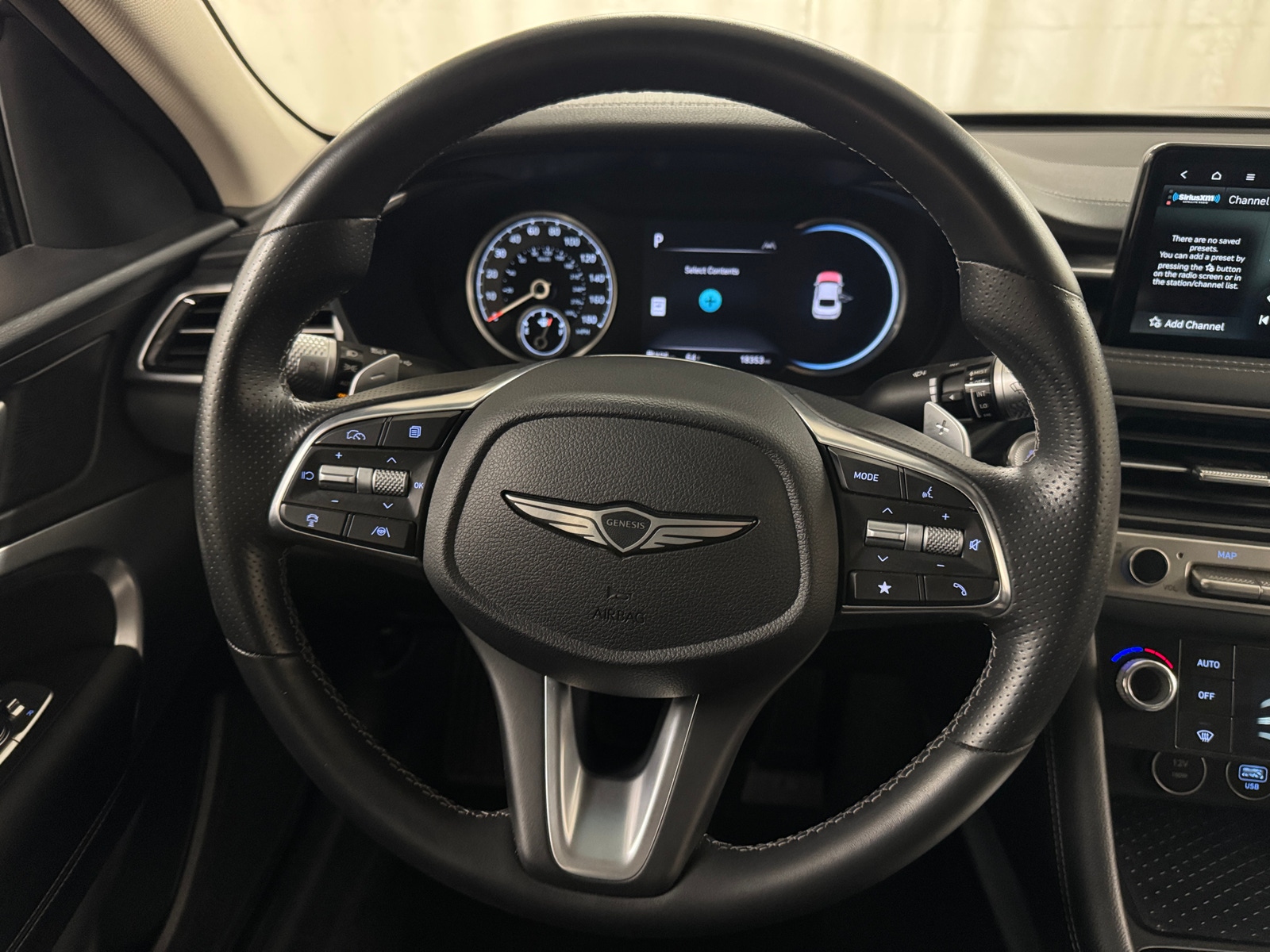 Thumbnail: 2025 Genesis G70 - 4