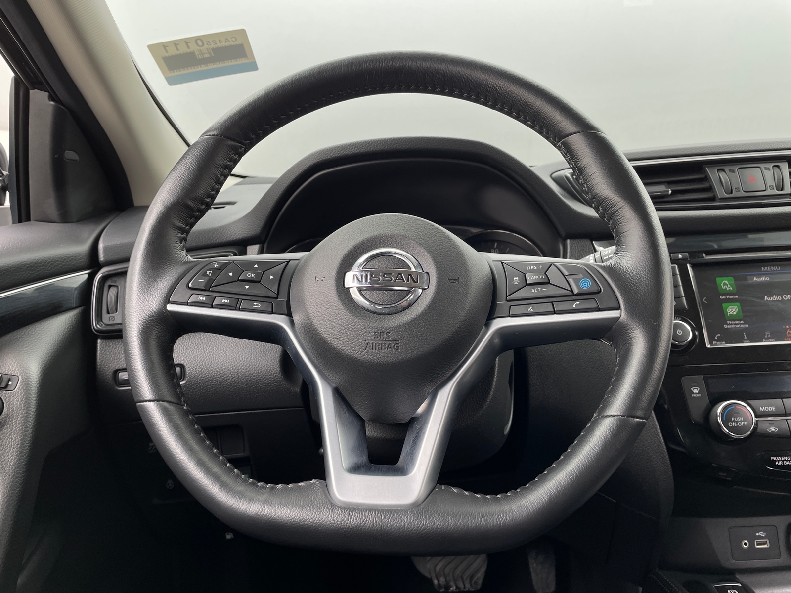 Thumbnail: 2019 Nissan Rogue Sport - 4