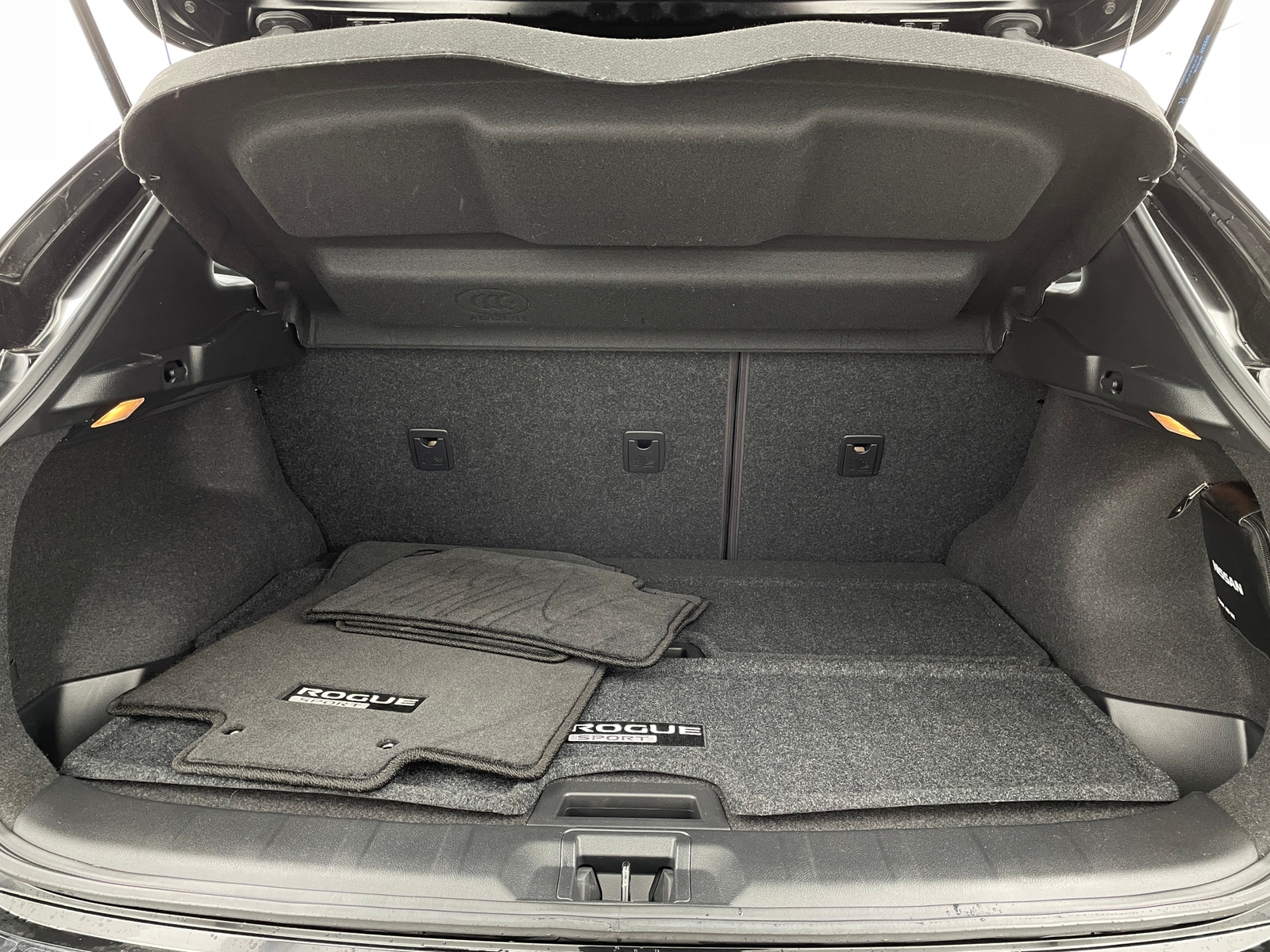 Thumbnail: 2019 Nissan Rogue Sport - 6