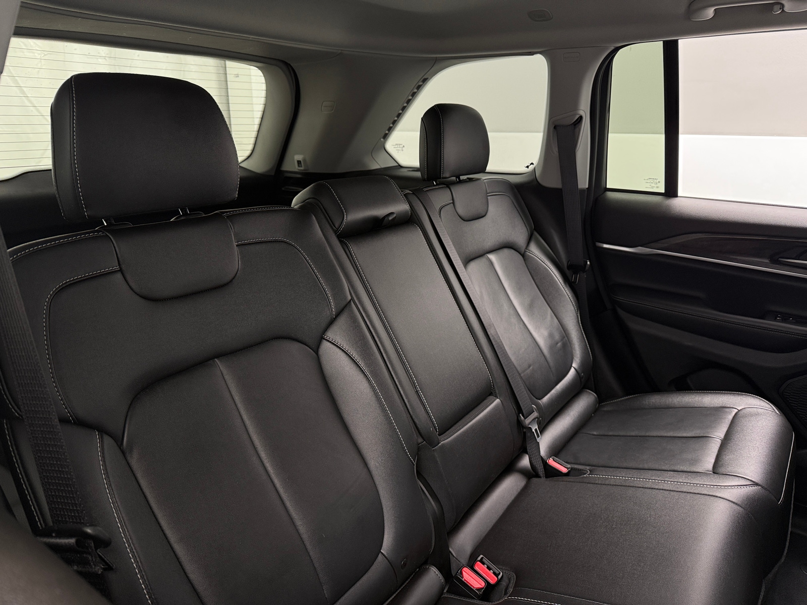 Thumbnail: 2023 Jeep Grand Cherokee - 5