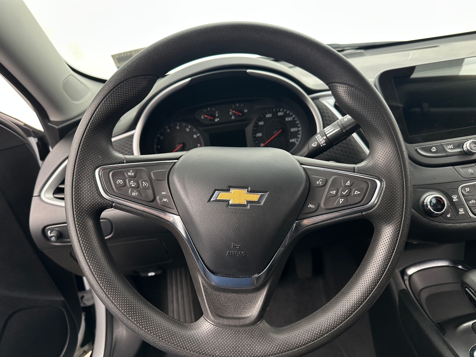 Thumbnail: 2024 Chevrolet Malibu - 5