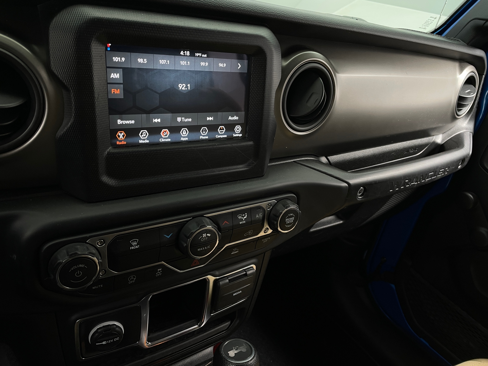 Thumbnail: 2022 Jeep Wrangler - 4