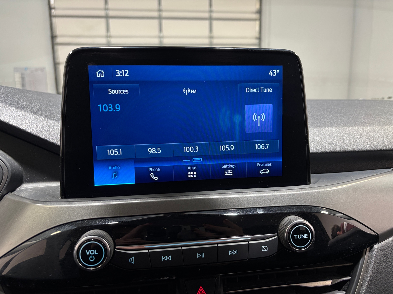 Thumbnail: 2023 Ford Escape - 4