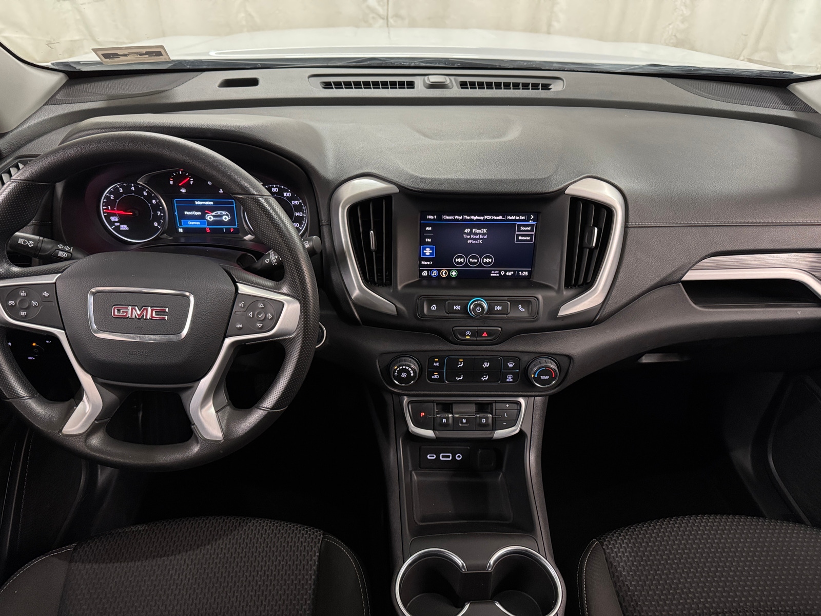 Thumbnail: 2024 GMC Terrain - 3