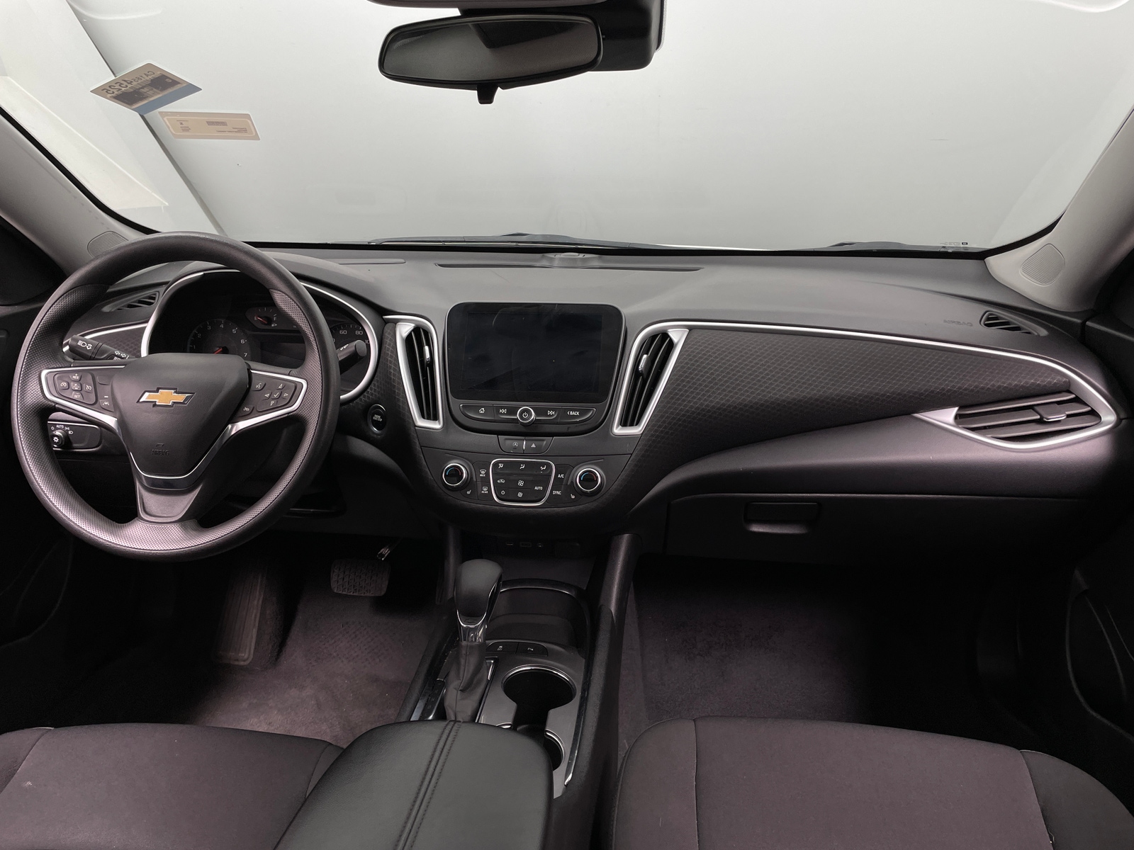 Thumbnail: 2024 Chevrolet Malibu - 3