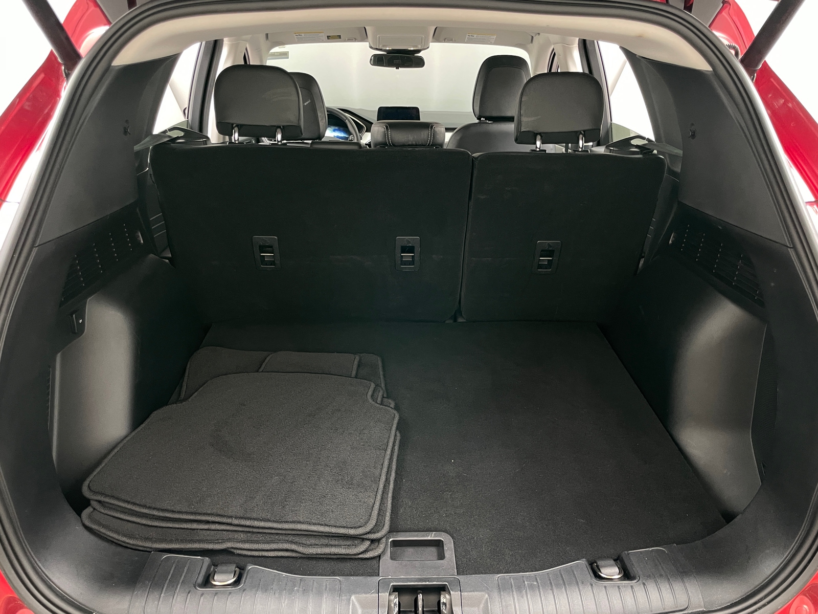 Thumbnail: 2021 Ford Escape - 6