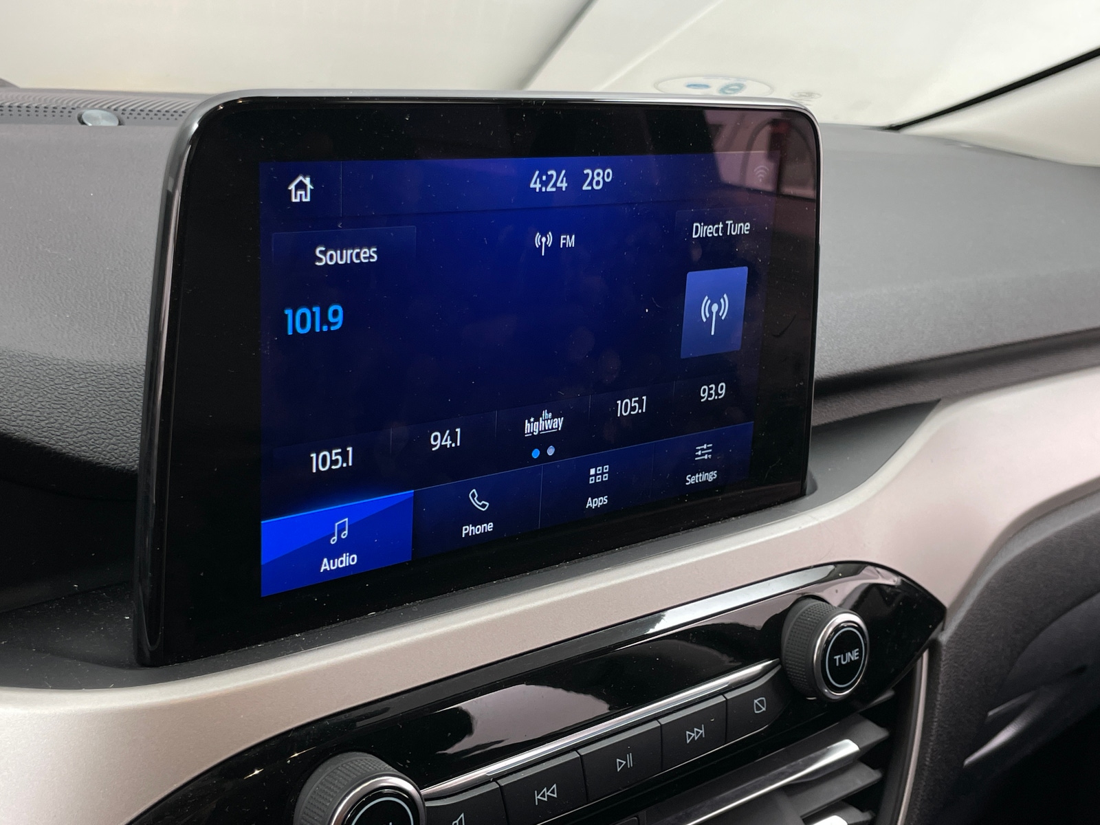 Thumbnail: 2021 Ford Escape - 3