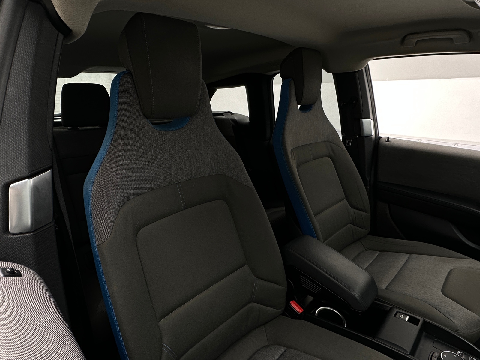 Thumbnail: 2016 BMW i3 - 2