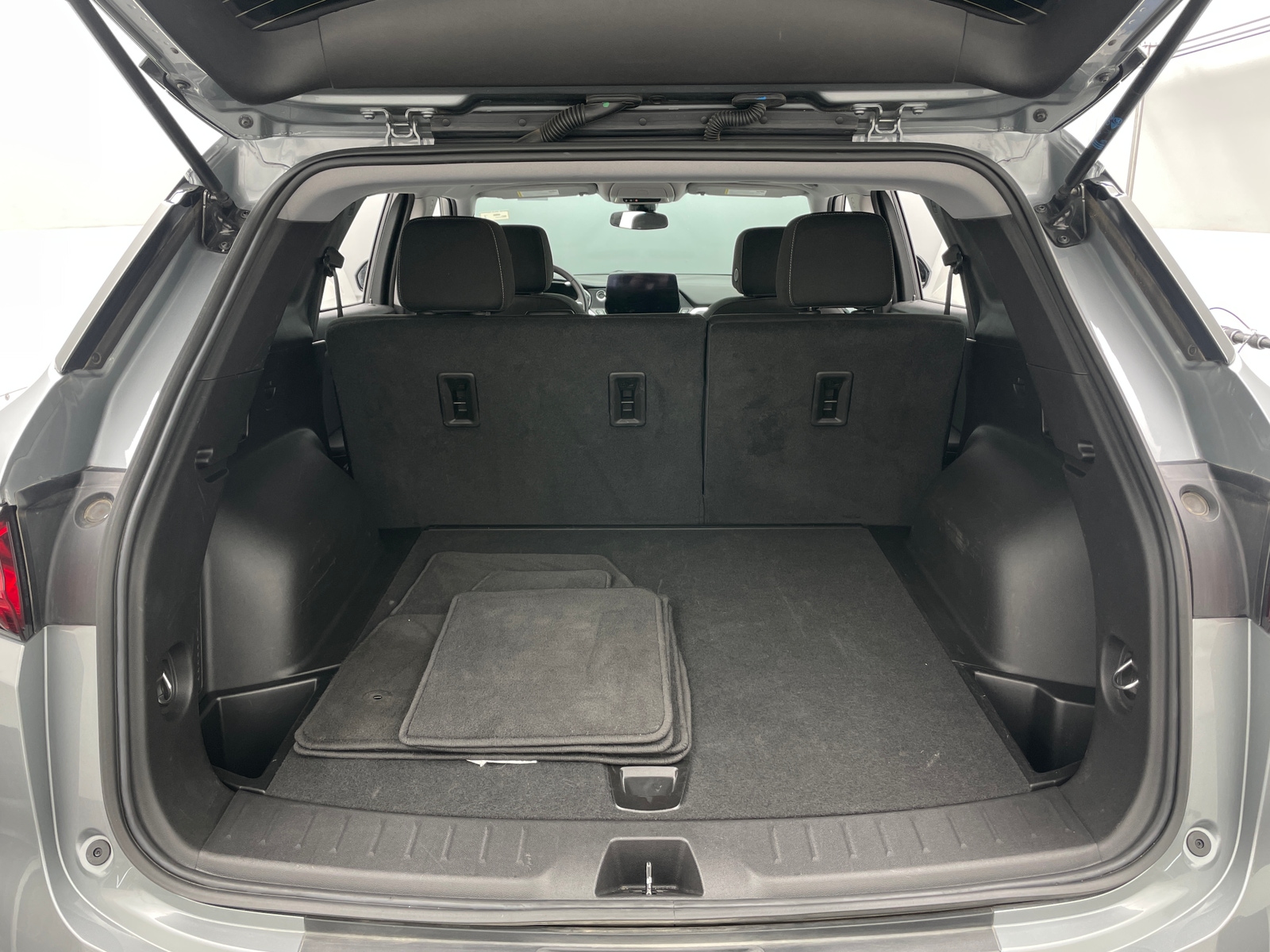 Thumbnail: 2025 Chevrolet Blazer - 7