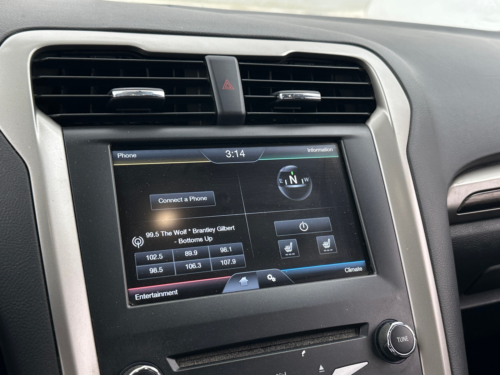 Thumbnail: 2015 Ford Fusion - 3