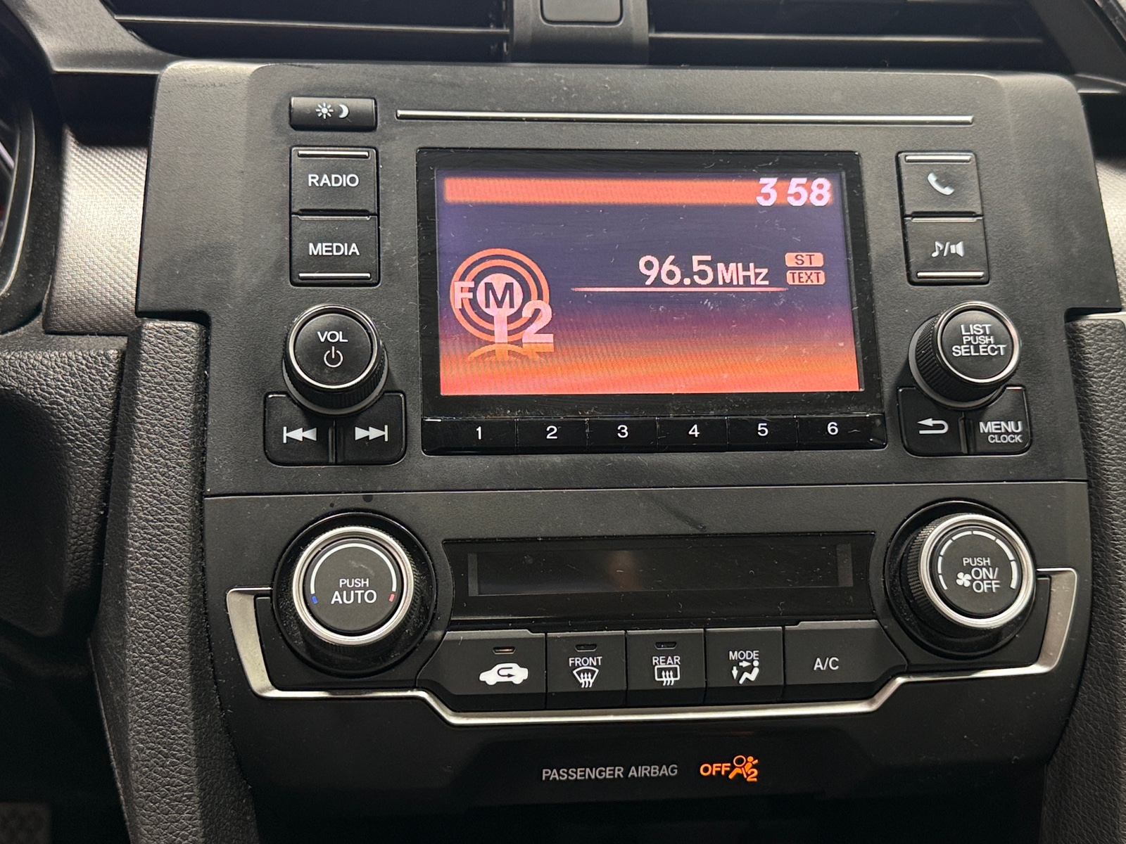 Thumbnail: 2018 Honda Civic - 4