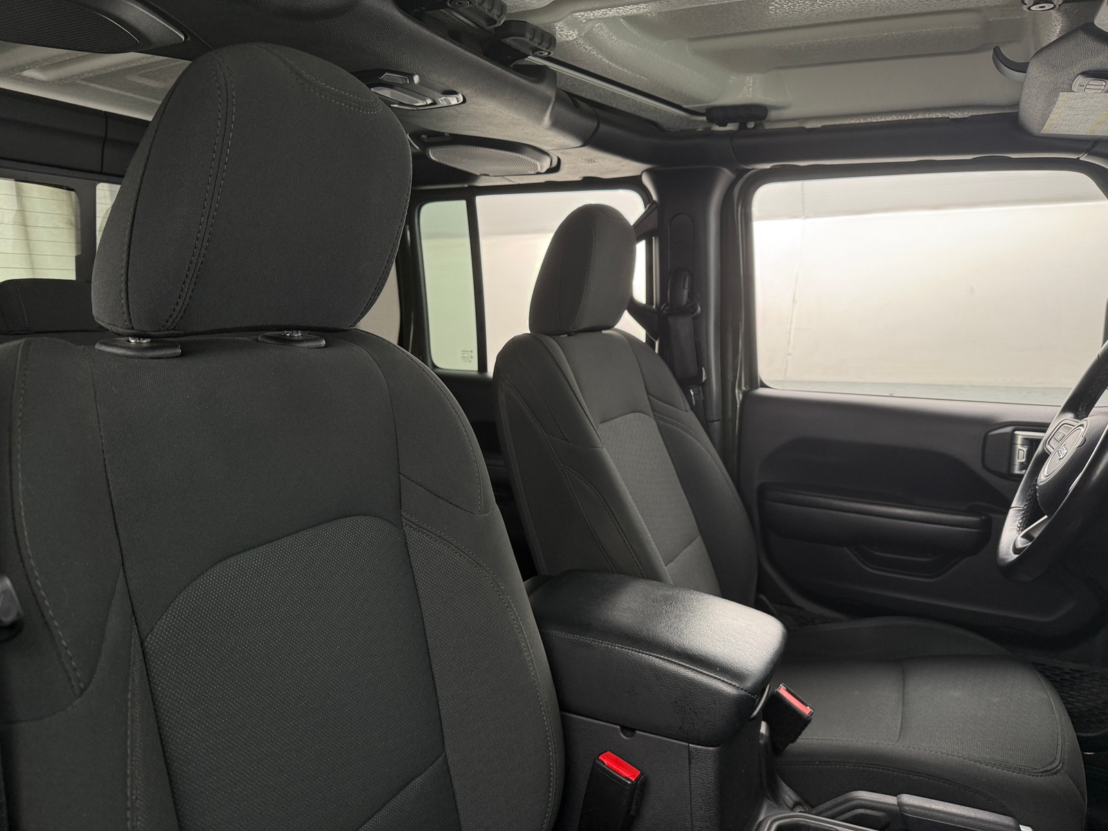 Thumbnail: 2021 Jeep Gladiator - 2