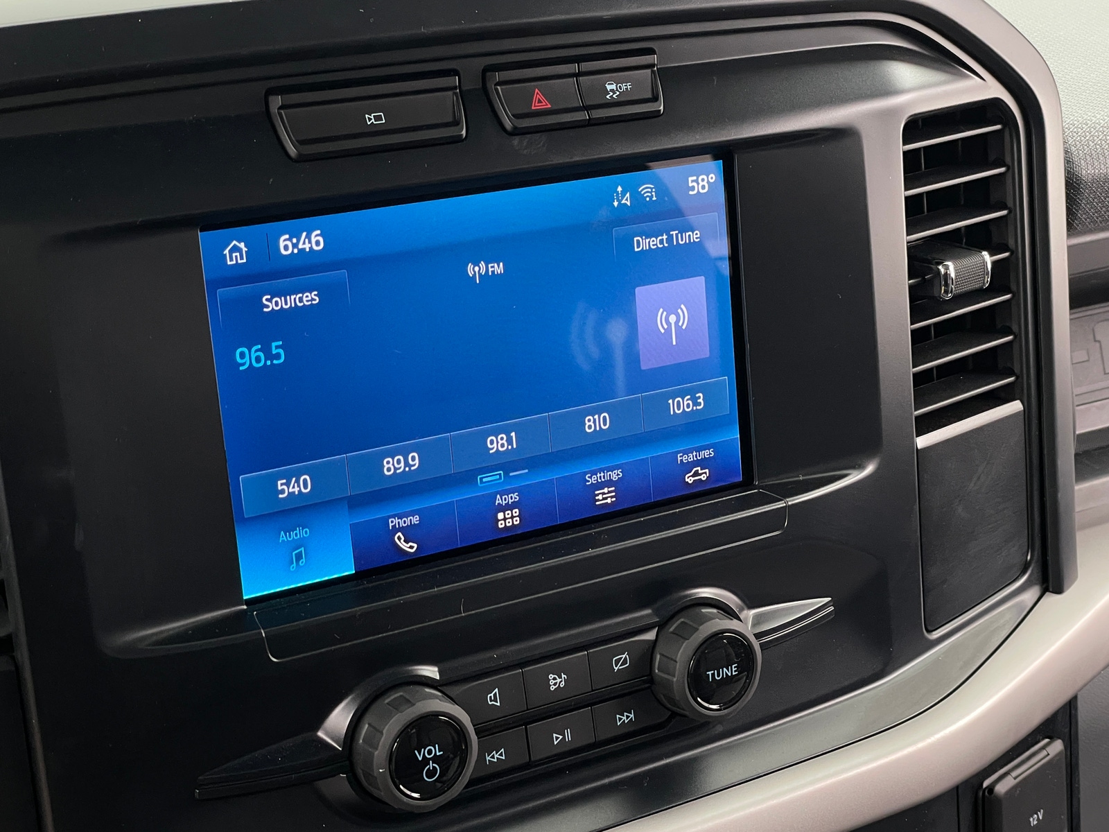 Thumbnail: 2023 Ford Econoline - 4