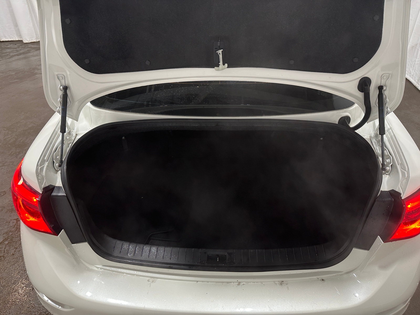 Thumbnail: 2016 INFINITI Q50 - 6