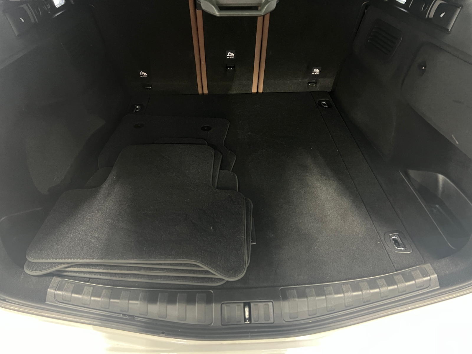 Thumbnail: 2020 Alfa Romeo Stelvio - 6