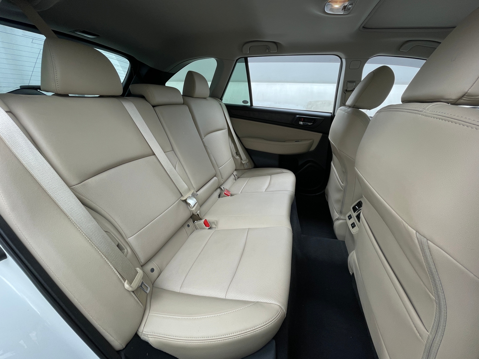 Thumbnail: 2016 Subaru Outback - 5