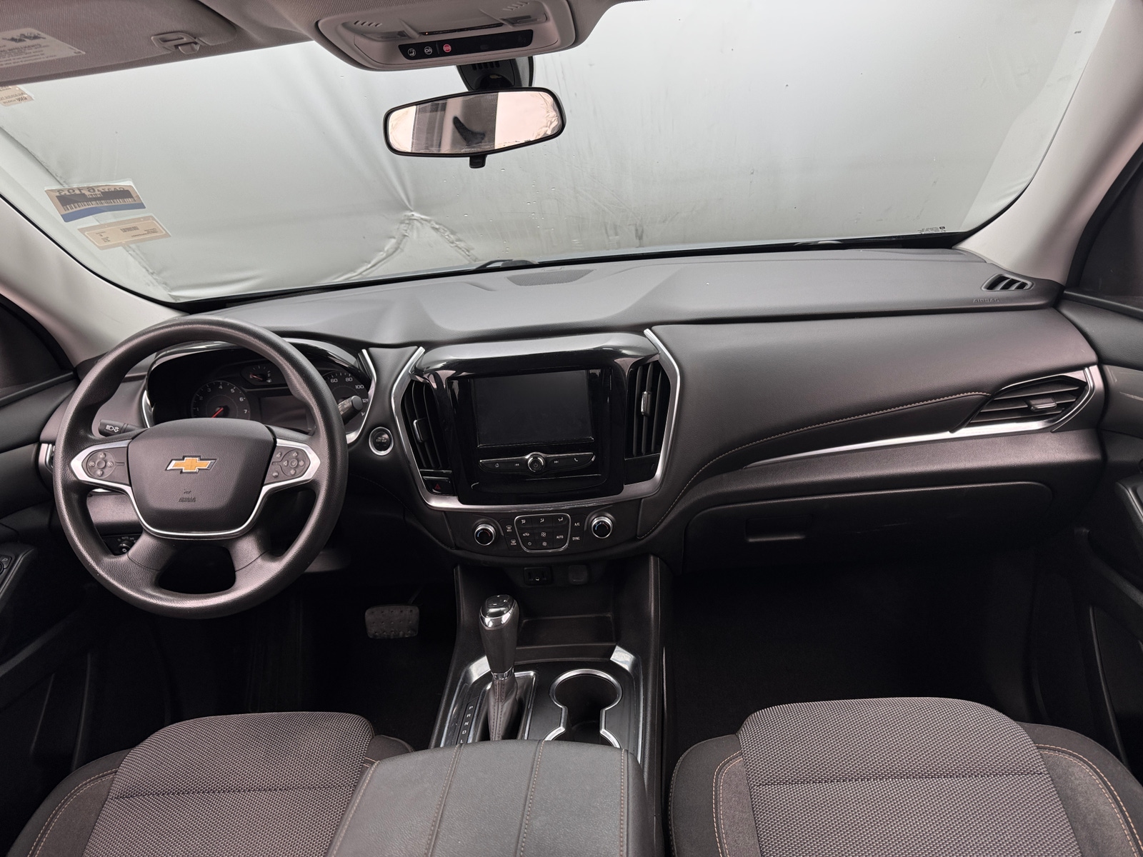 Thumbnail: 2018 Chevrolet Traverse - 3