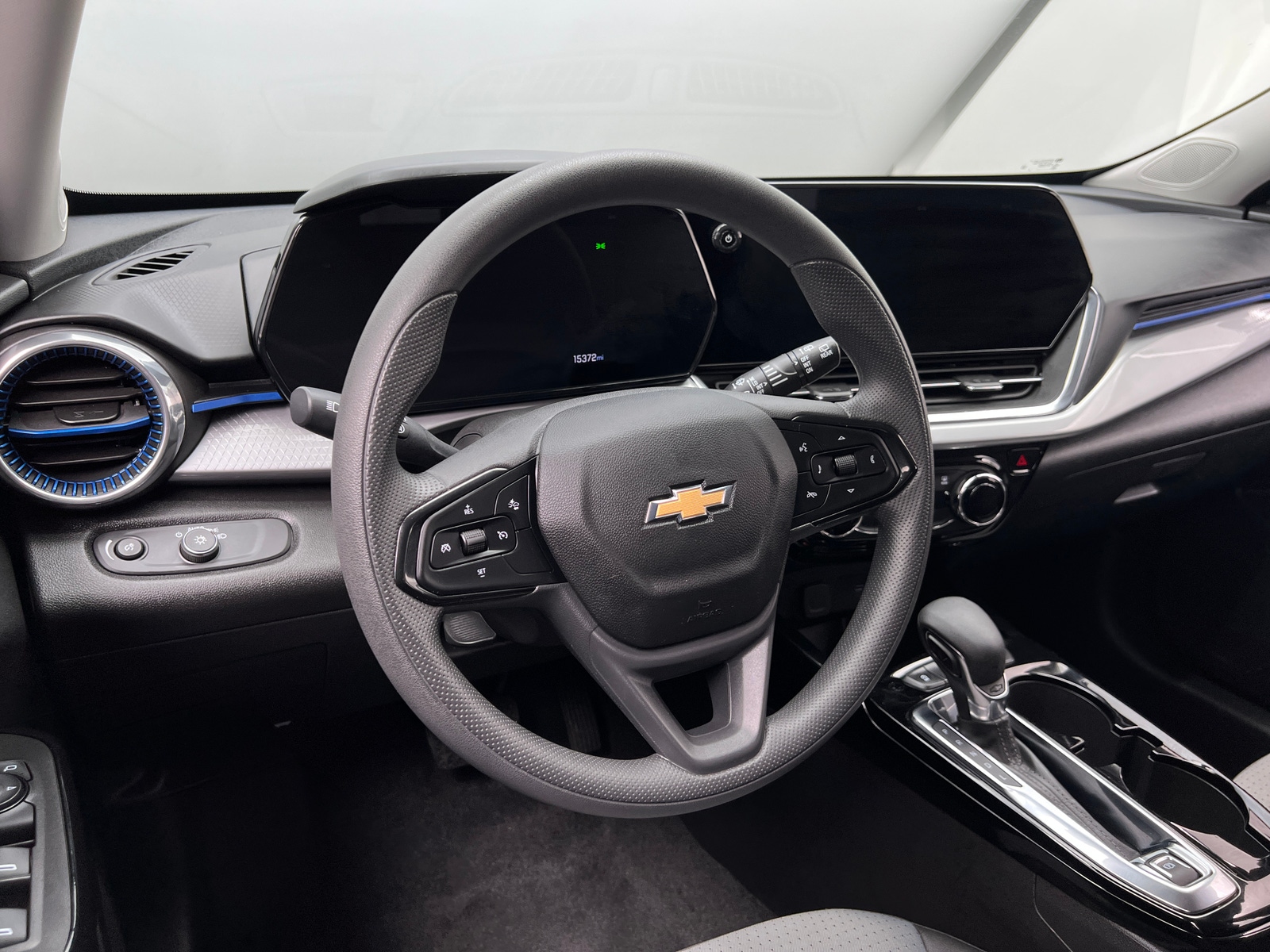 Thumbnail: 2025 Chevrolet Trax - 5