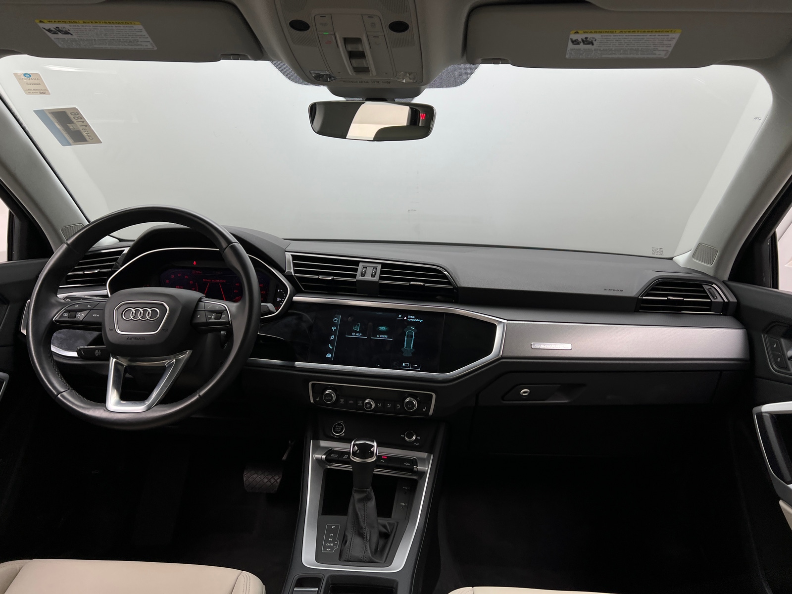 Thumbnail: 2022 Audi Q3 - 2