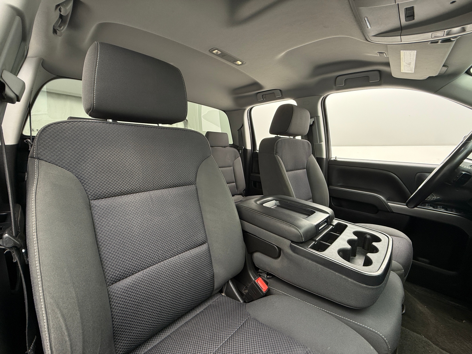 Thumbnail: 2018 Chevrolet Silverado 1500 - 2