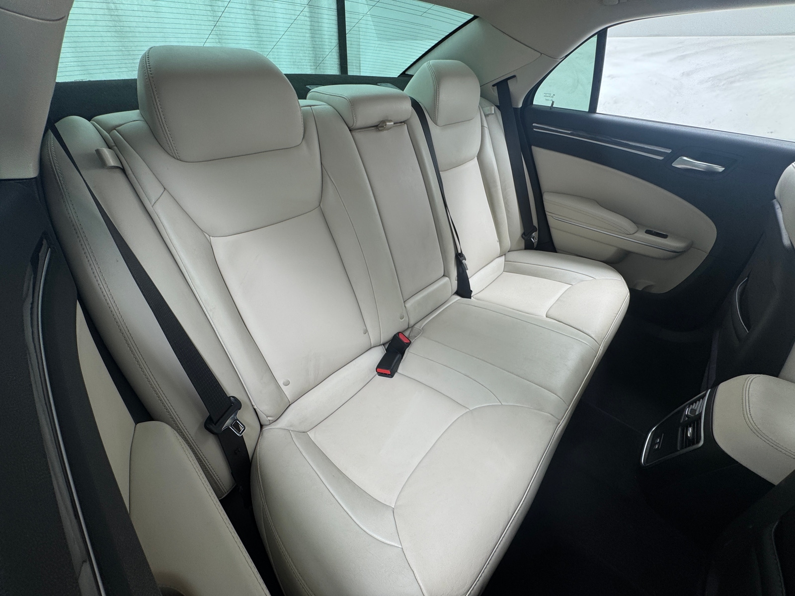 Thumbnail: 2021 Chrysler 300 - 5