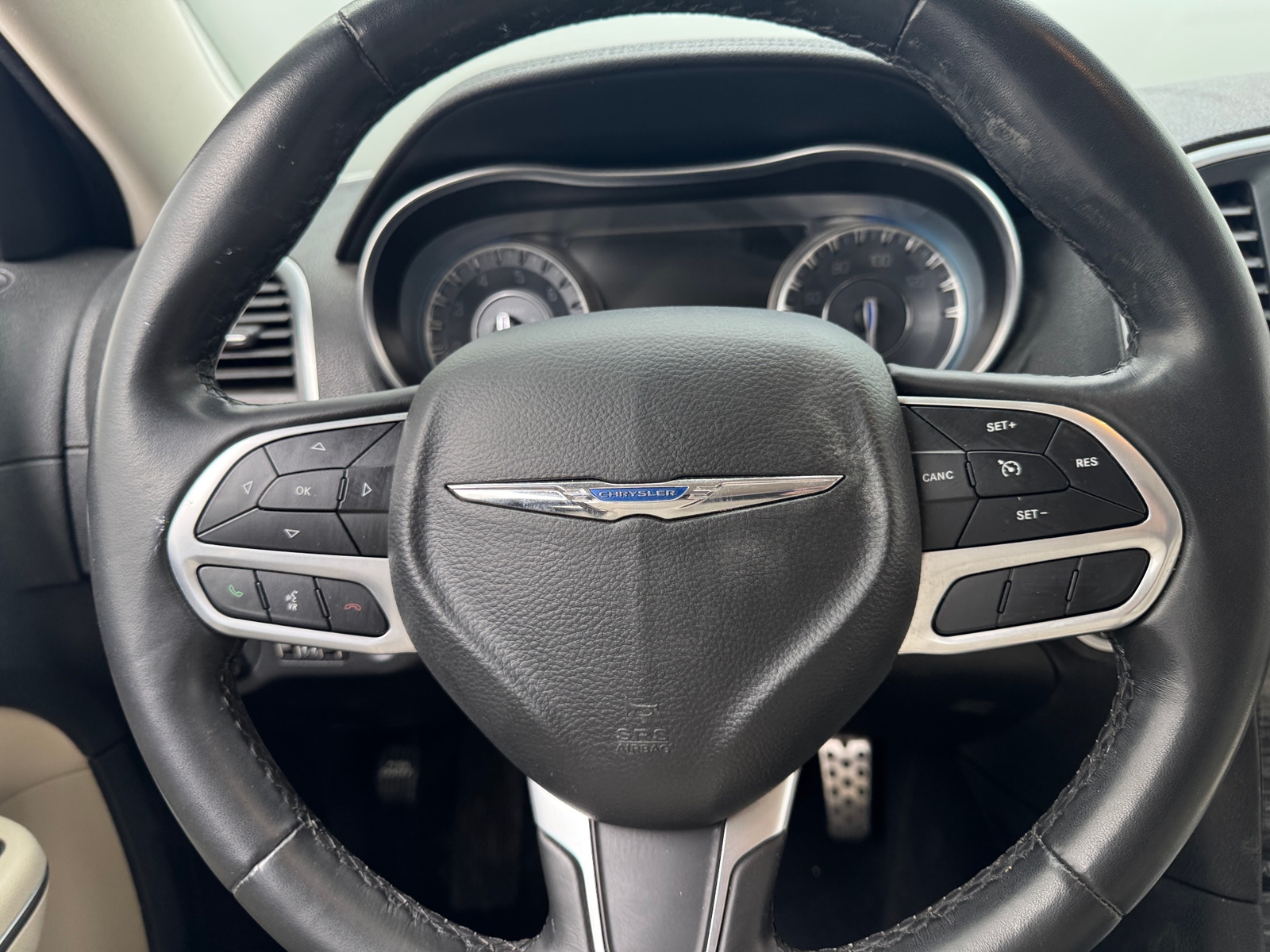 Thumbnail: 2021 Chrysler 300 - 4