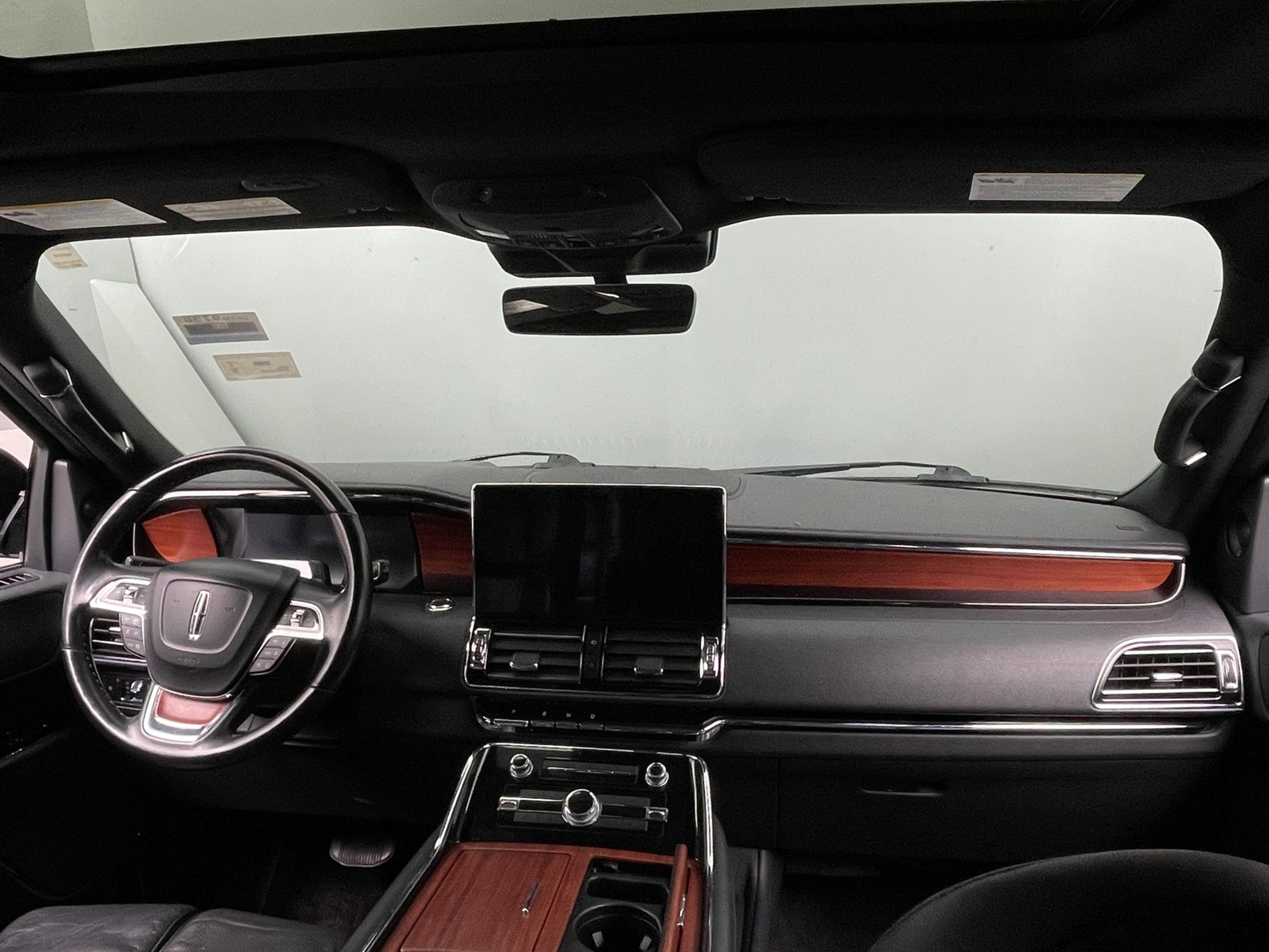 Thumbnail: 2024 Lincoln Navigator - 2