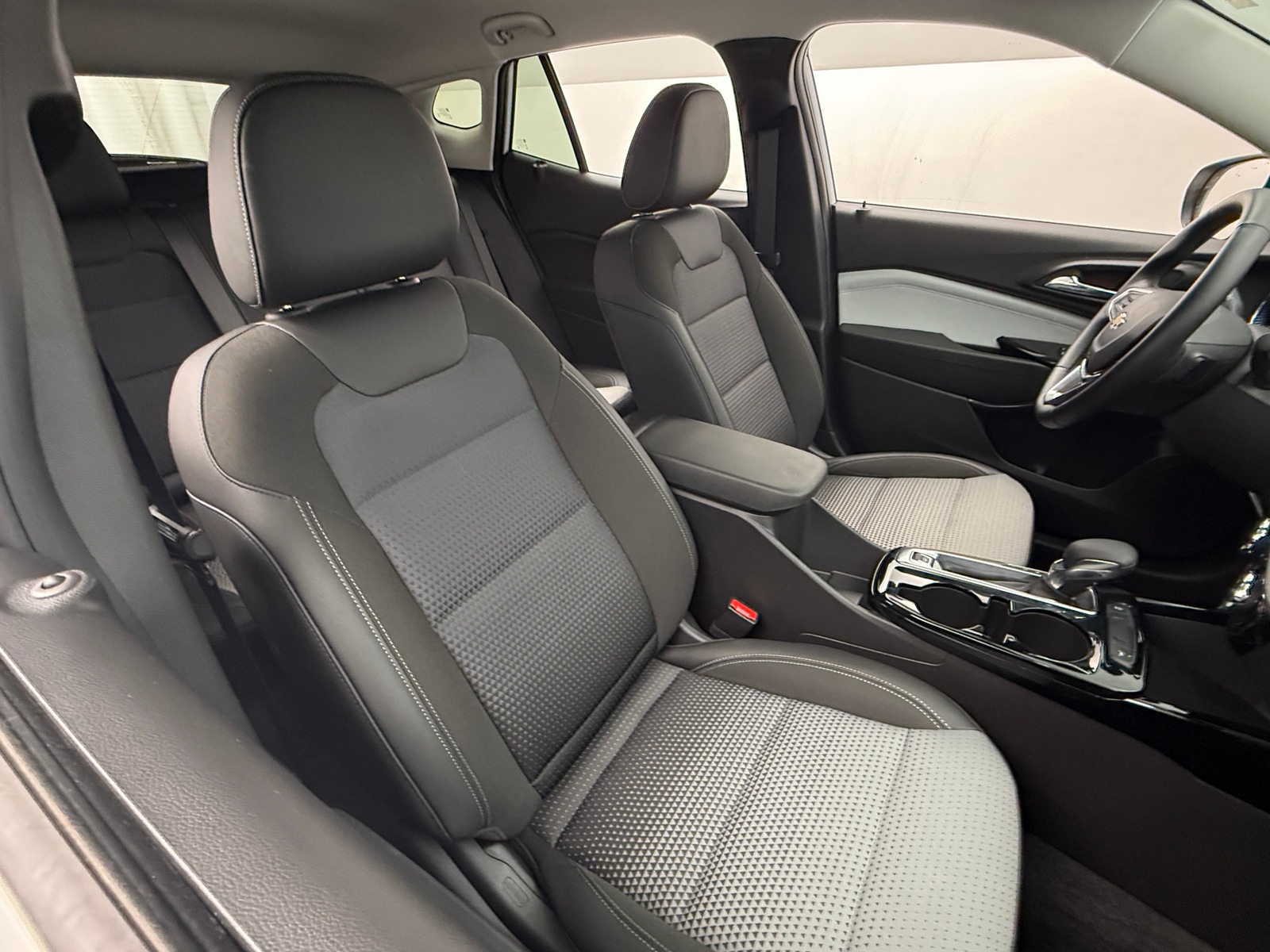 Thumbnail: 2024 Chevrolet Trax - 2