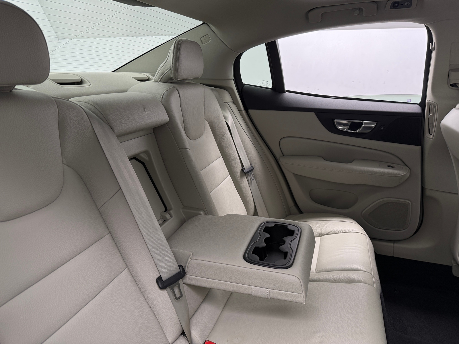 Thumbnail: 2021 Volvo S60 - 5