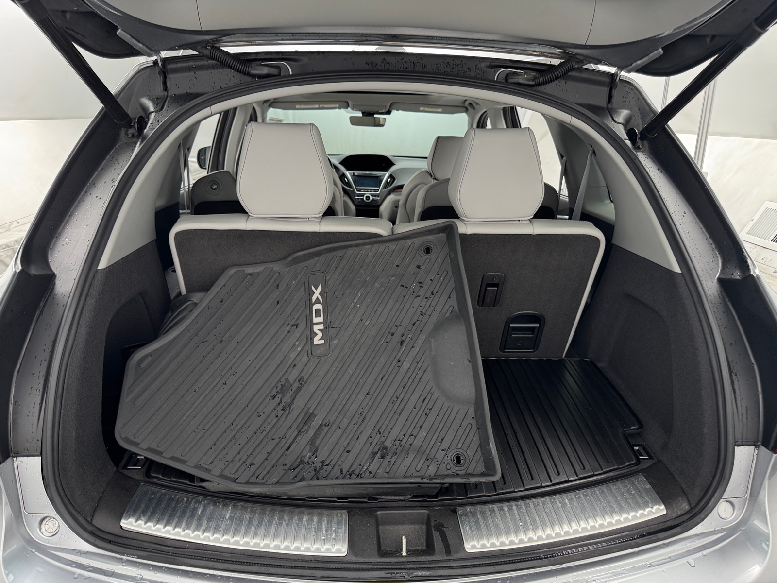 Thumbnail: 2019 Acura MDX - 6