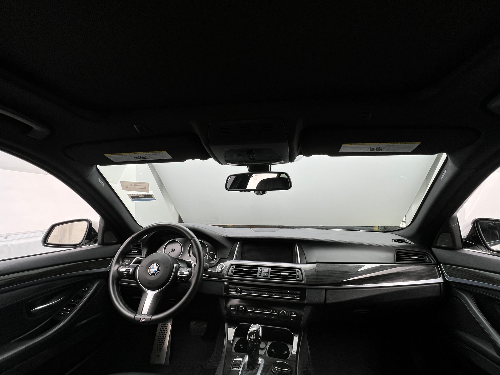 Thumbnail: 2016 BMW 5 Series - 2