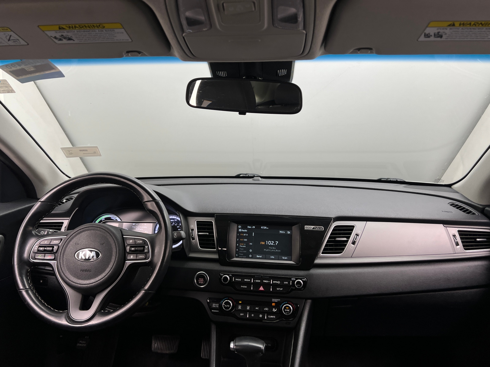 Thumbnail: 2019 Kia Niro - 3