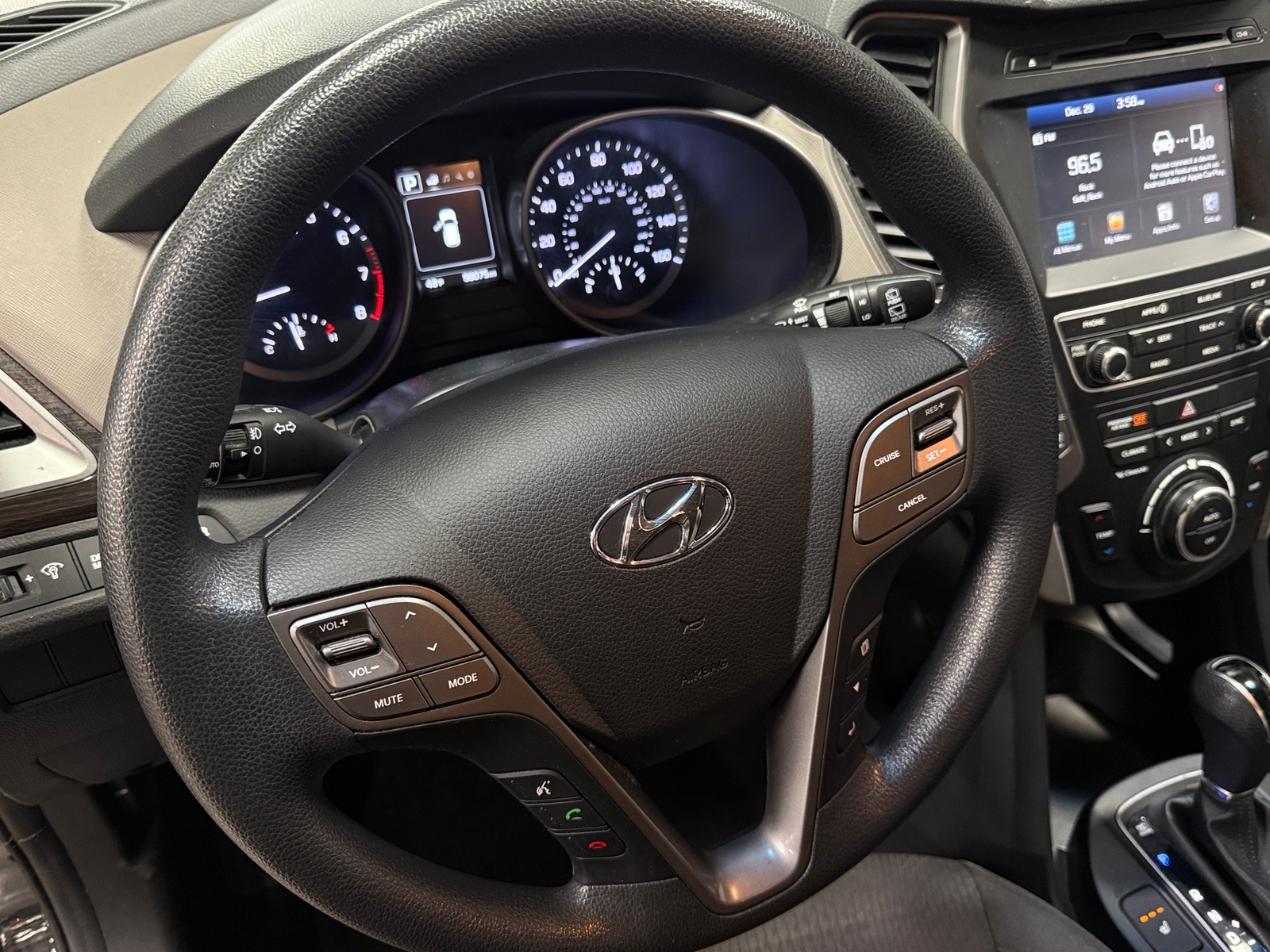 Thumbnail: 2018 Hyundai Santa Fe - 5