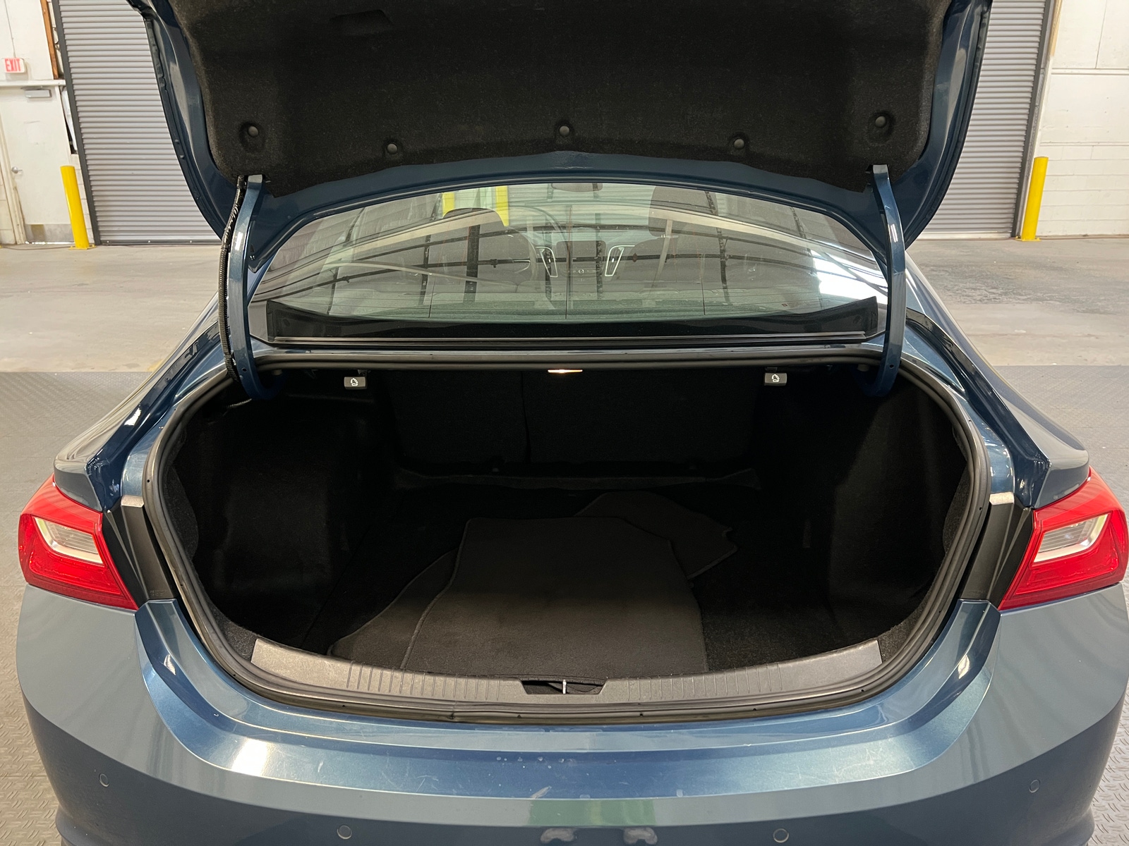 Thumbnail: 2024 Chevrolet Malibu - 7