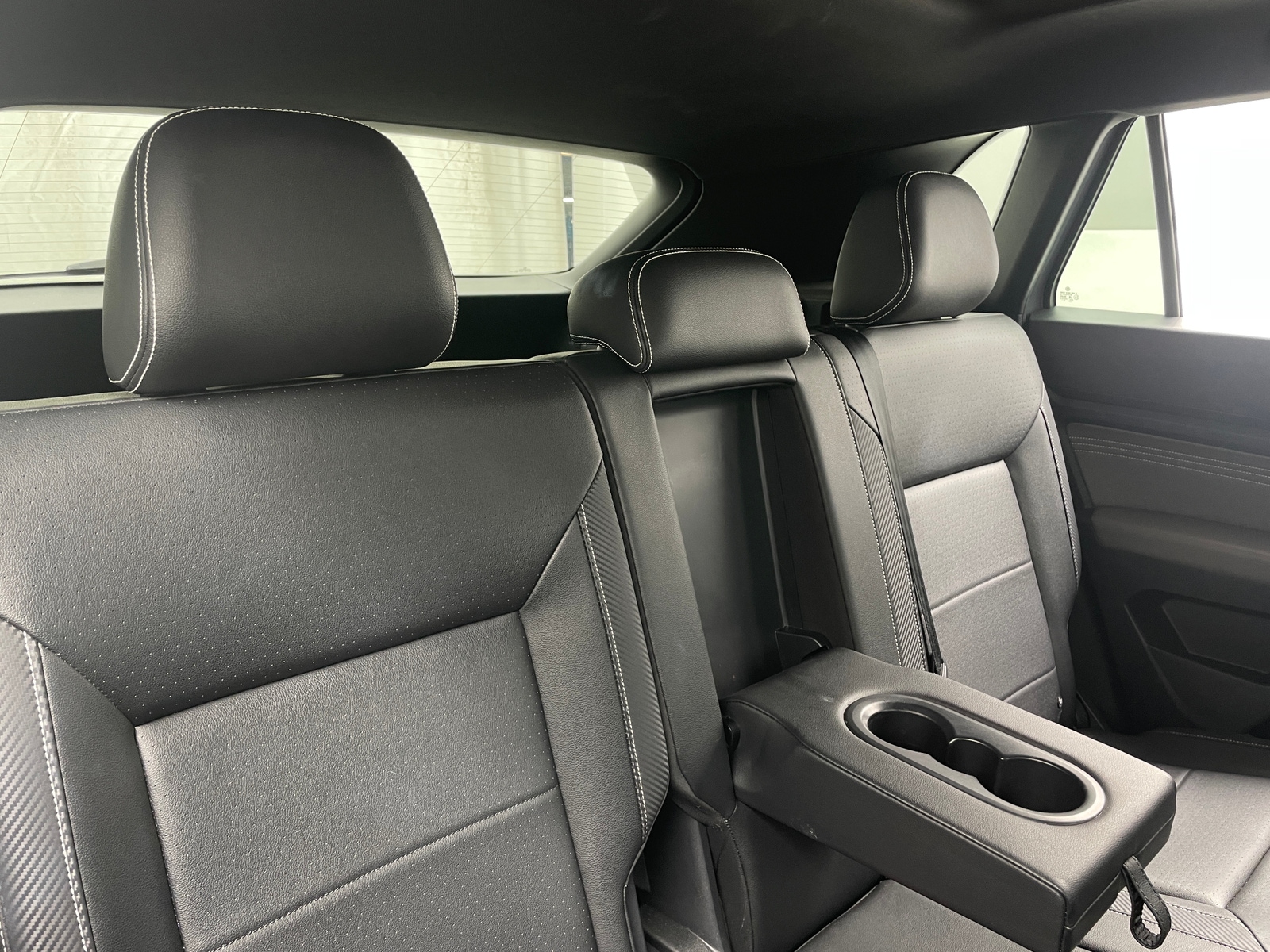 Thumbnail: 2023 Volkswagen Atlas - 5