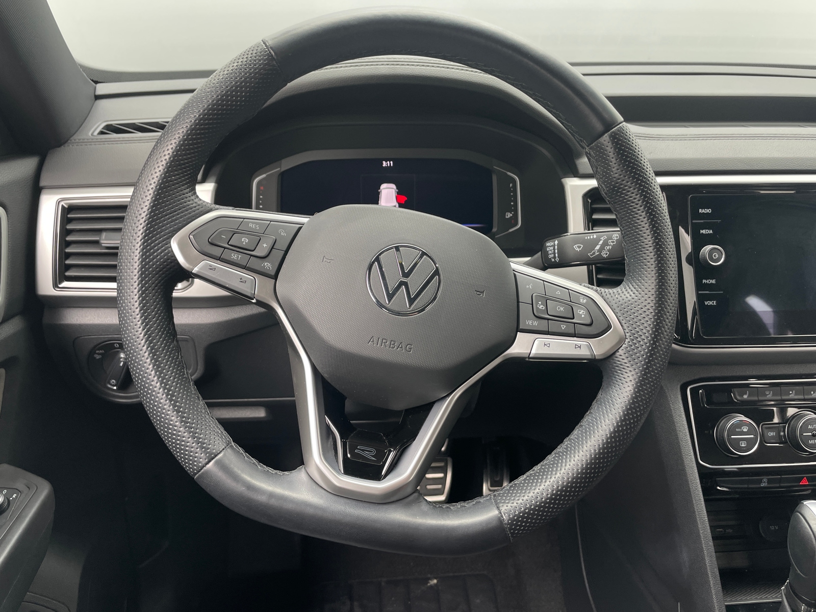 Thumbnail: 2023 Volkswagen Atlas - 4