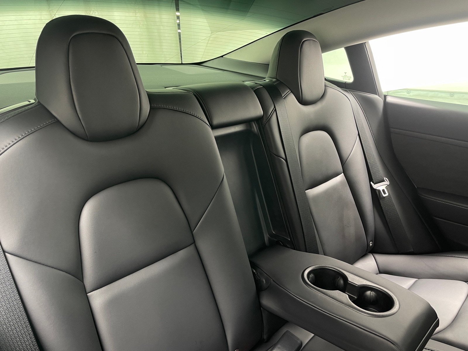 Thumbnail: 2022 Tesla Model 3 - 5