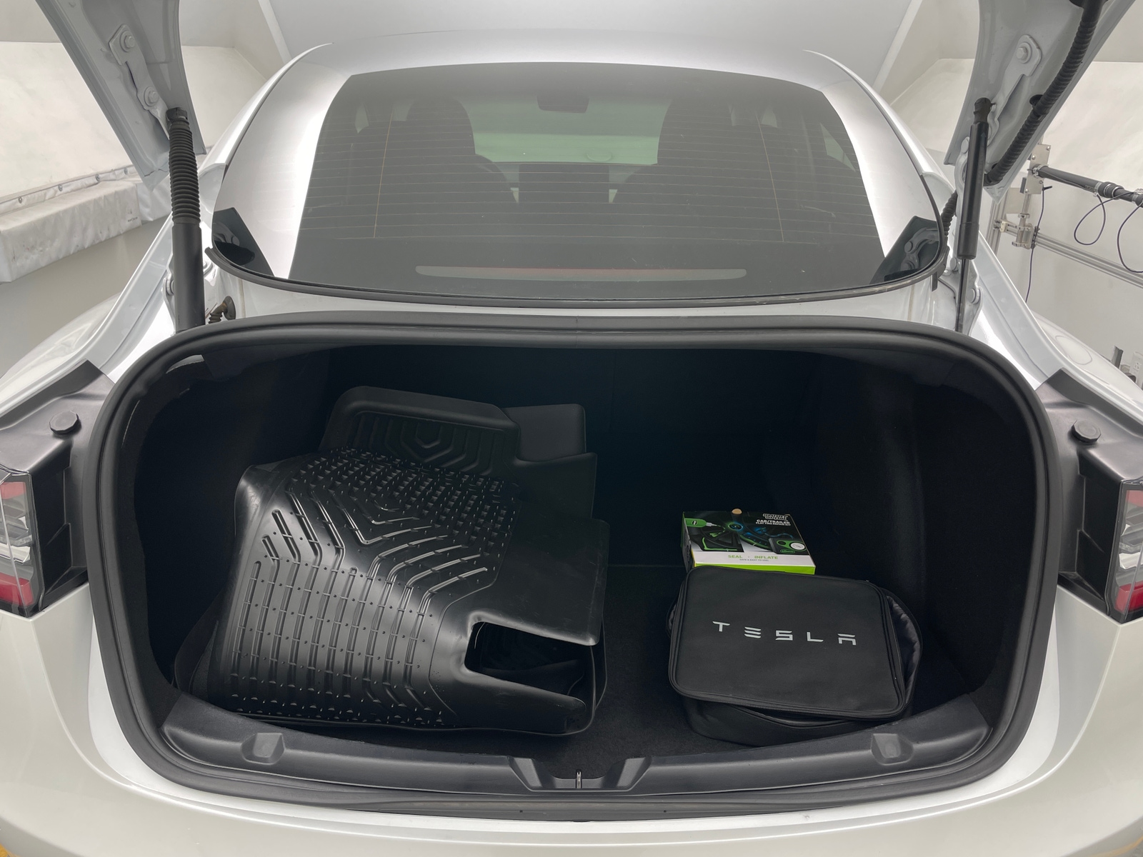 Thumbnail: 2022 Tesla Model 3 - 6