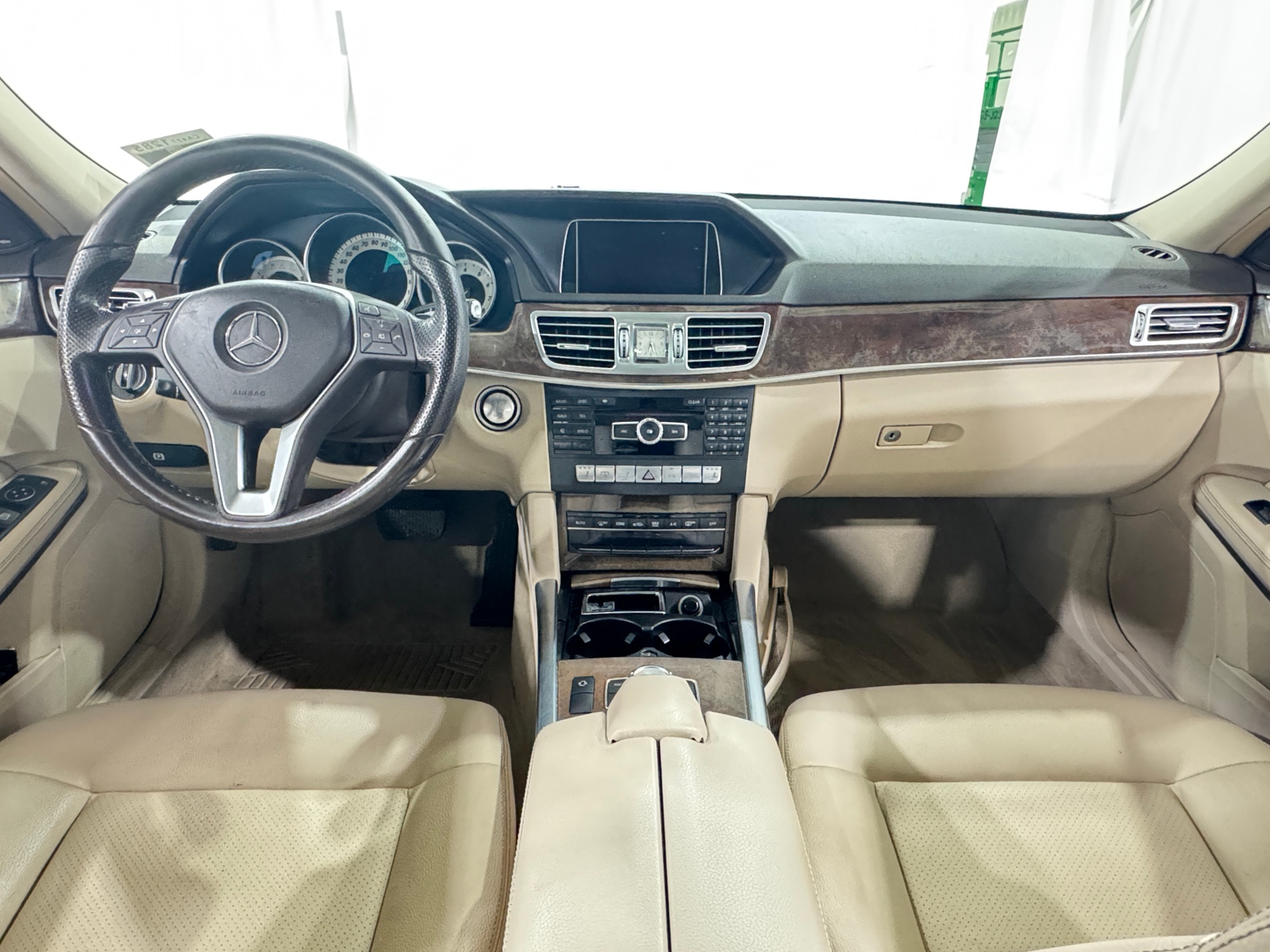 Thumbnail: 2014 Mercedes-Benz E-Class - 2