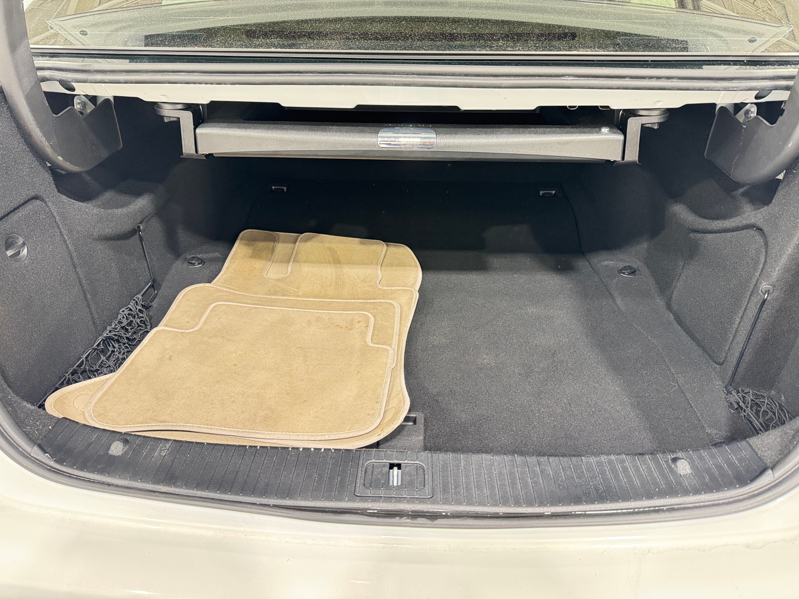 Thumbnail: 2014 Mercedes-Benz E-Class - 6