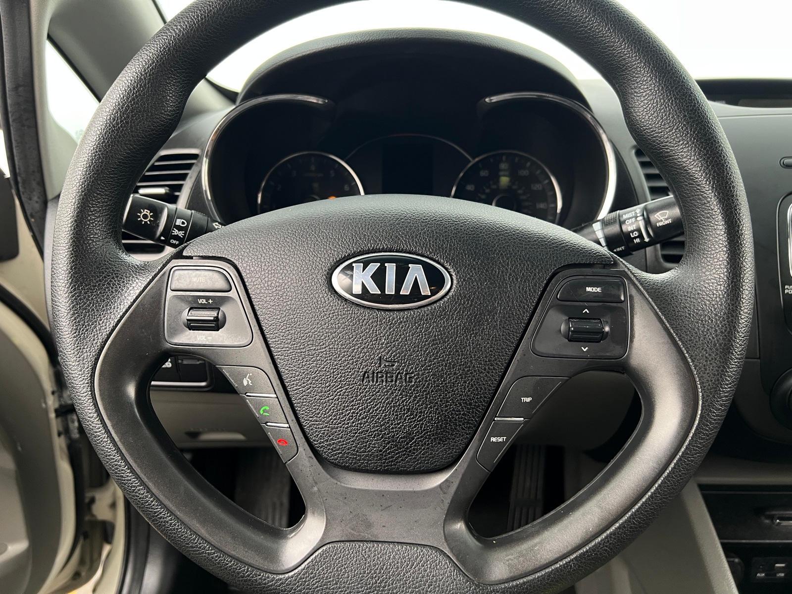 Thumbnail: 2015 Kia Forte - 5