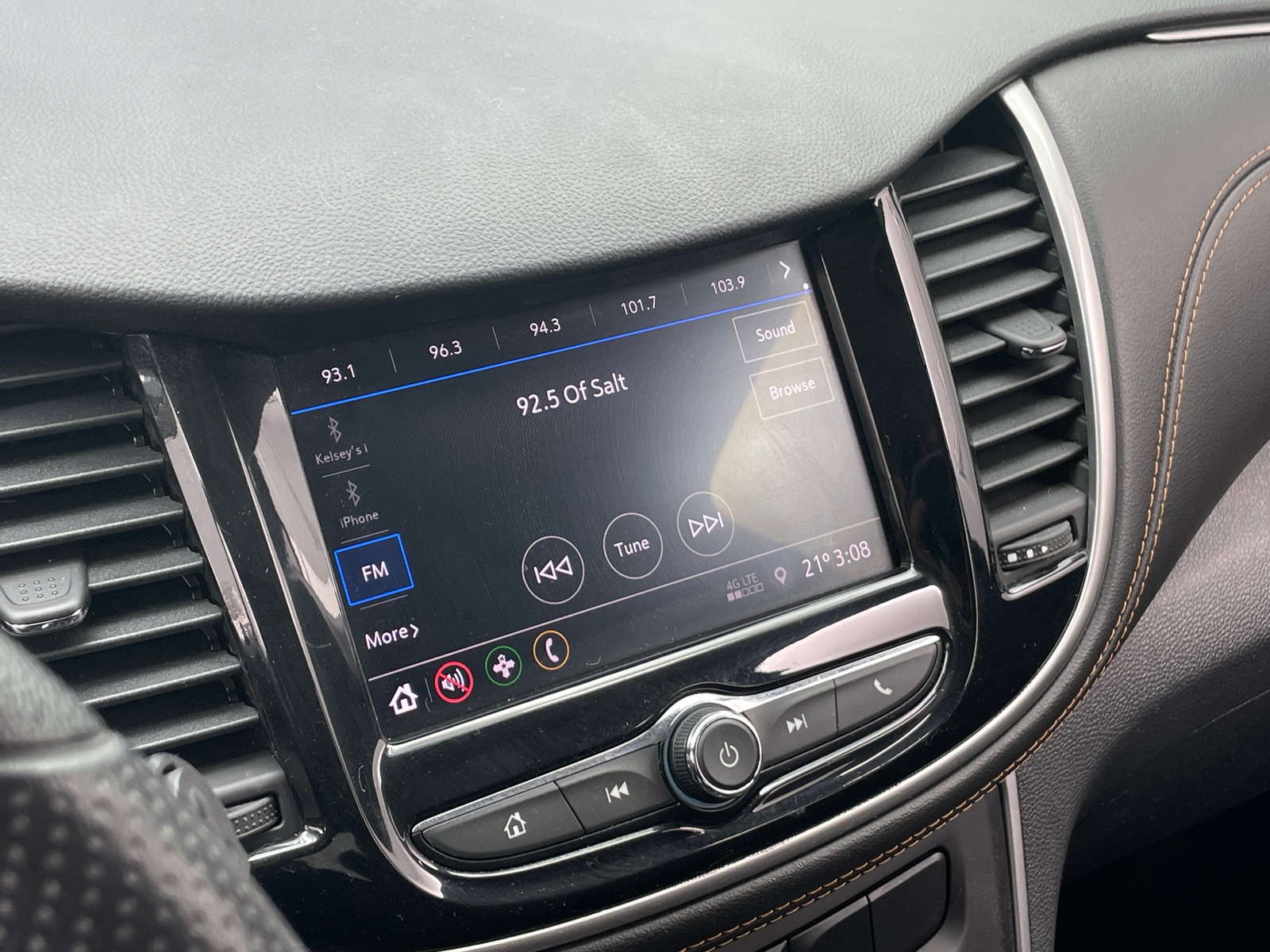 Thumbnail: 2020 Chevrolet Trax - 4