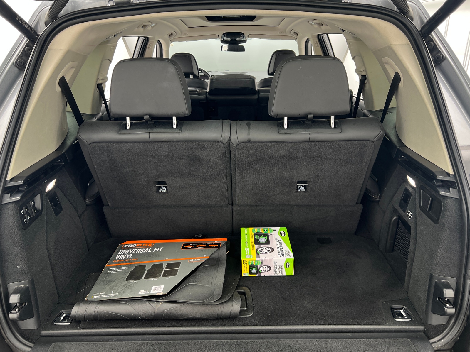 Thumbnail: 2023 BMW X7 - 6