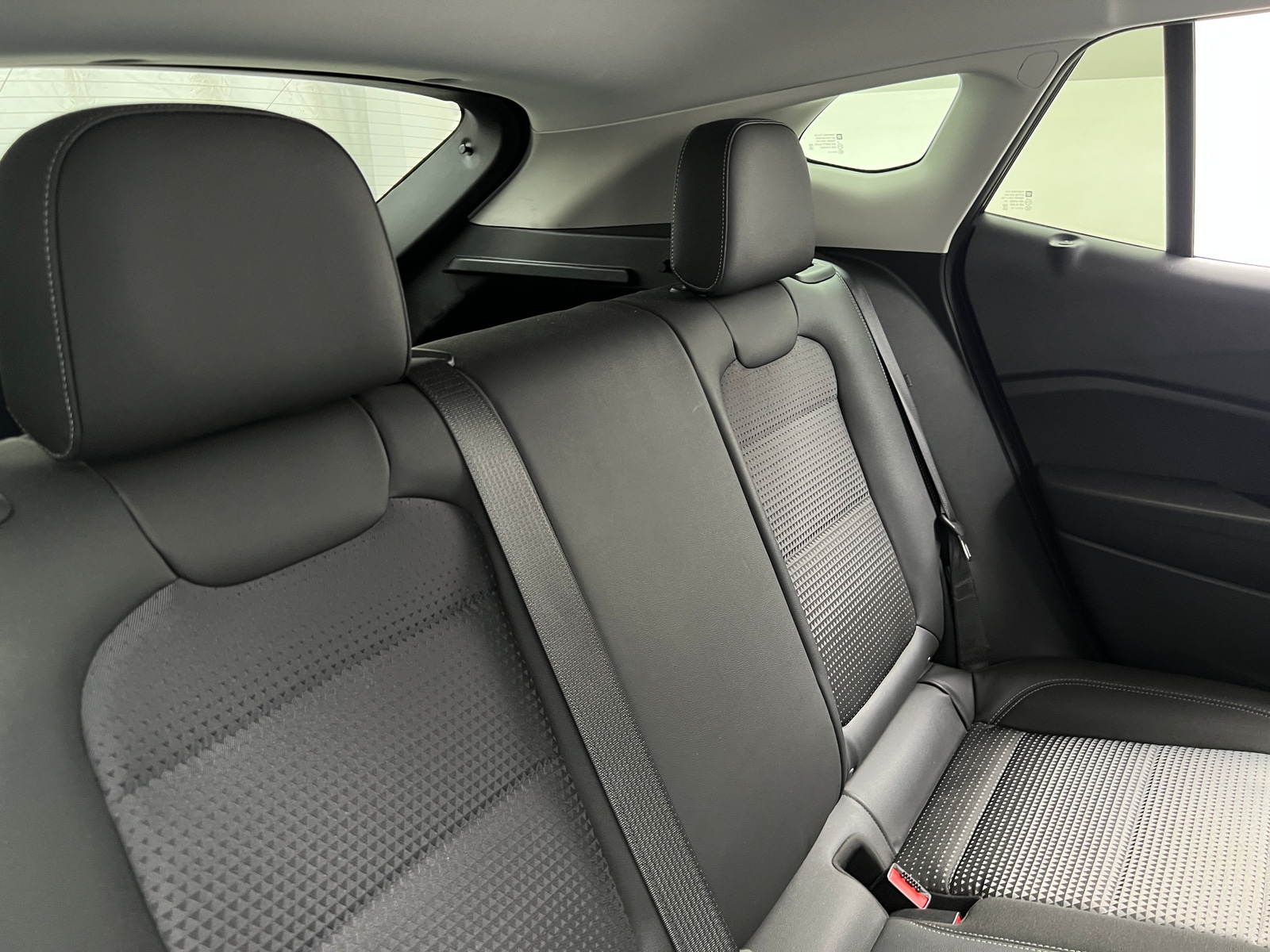 Thumbnail: 2025 Chevrolet Trax - 6