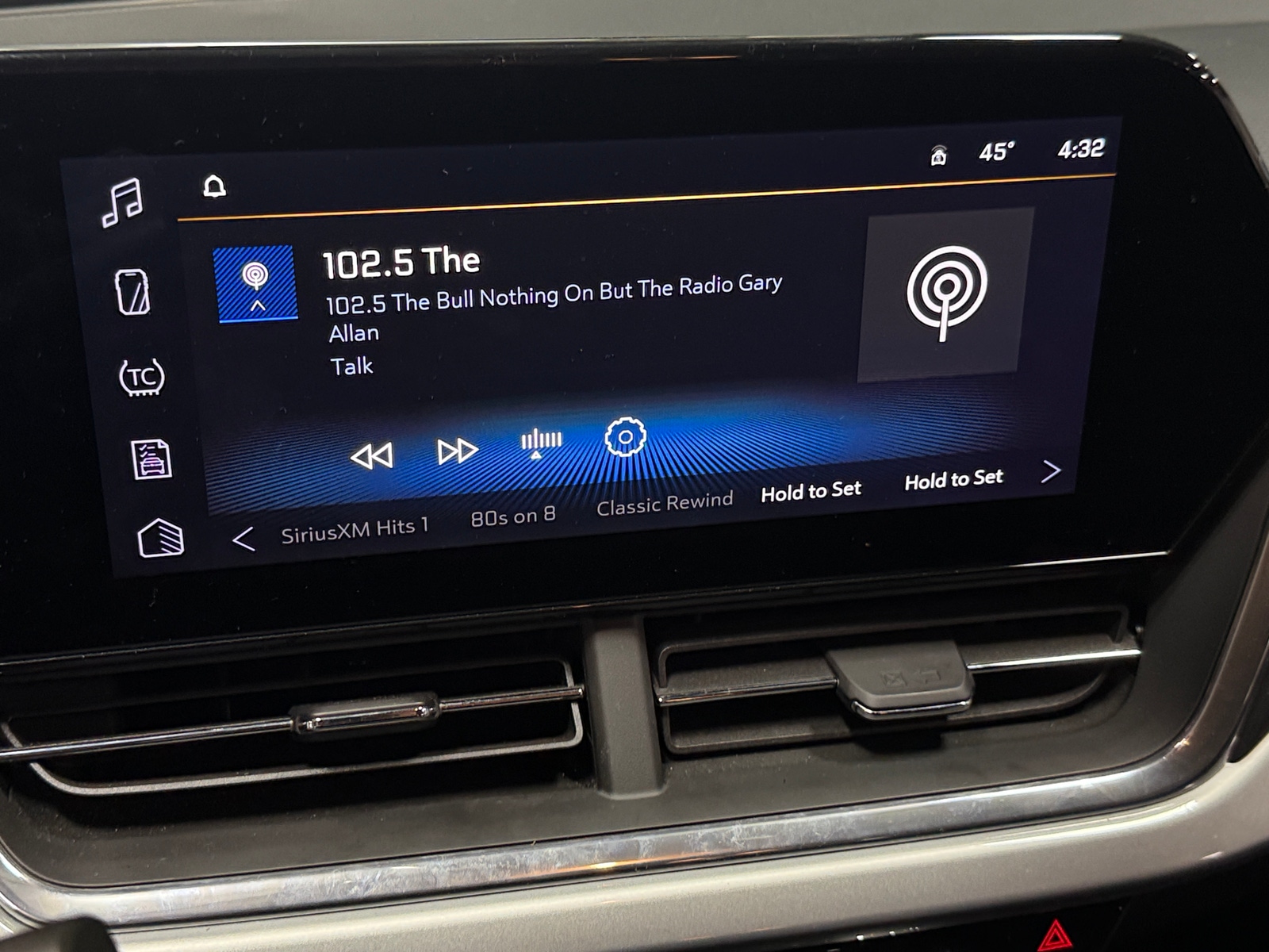 Thumbnail: 2025 Chevrolet Trax - 4