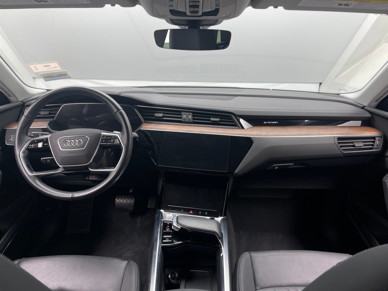 Thumbnail: 2019 Audi e-tron - 2